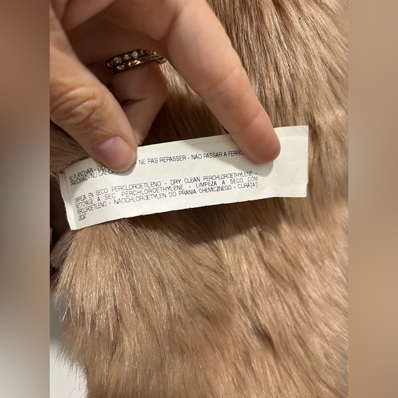 ZARA Faux Fur Vest blogger favorite size large pockets - Picture 12 of 14